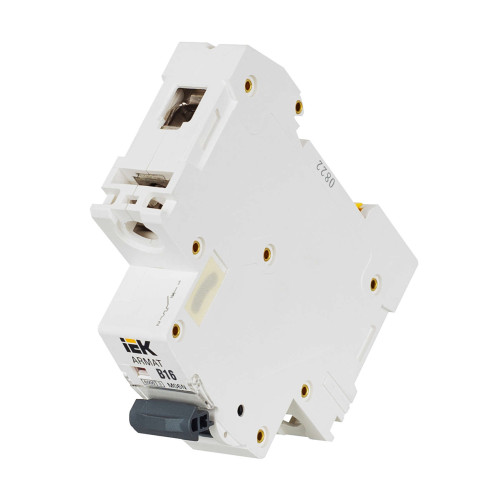 ARMAT Автоматический выключатель M06N 1P B 16А IEK