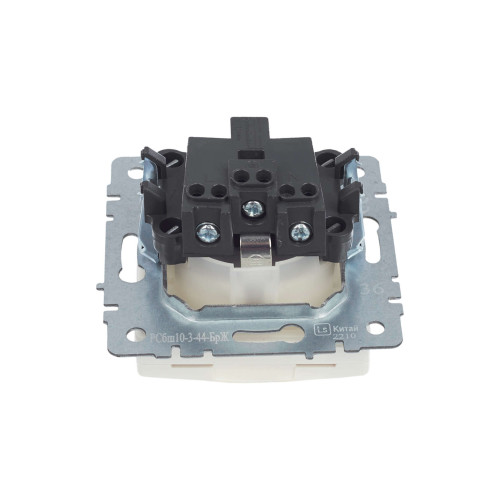 BRITE Розетка 1-местная с заземлением с защитными шторками и крышкой 16А IP44 РСбш10-3-44-БрЖ жемчуг IEK