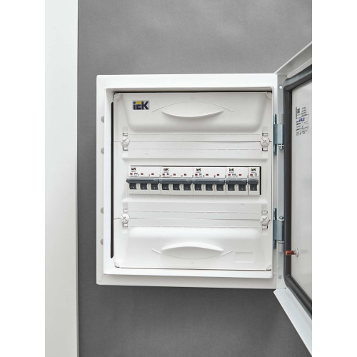 ARMAT Автоматический выключатель M06N 3P D 3А IEK