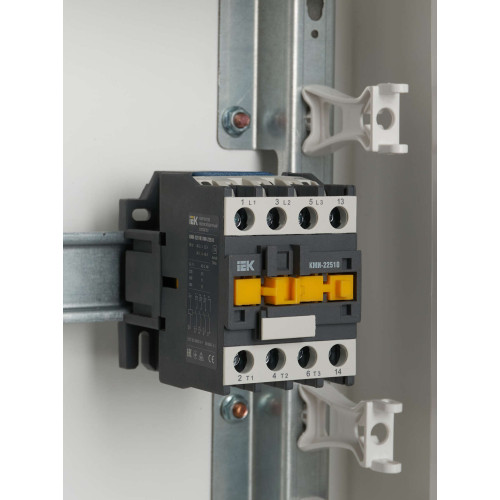Контактор КМИ-22510 25А 24В/АС3 1NO IEK