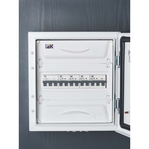 ARMAT Автоматический выключатель M10N 2P B 25А IEK