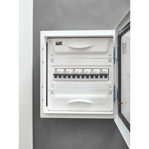 ARMAT Автоматический выключатель M06N 2P C 2А IEK