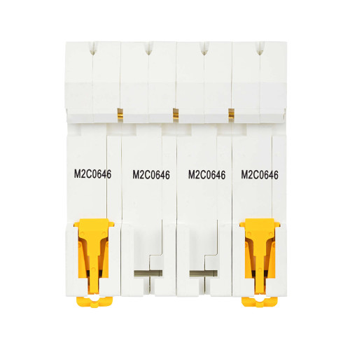 ARMAT Автоматический выключатель M06N 4P C 6А IEK