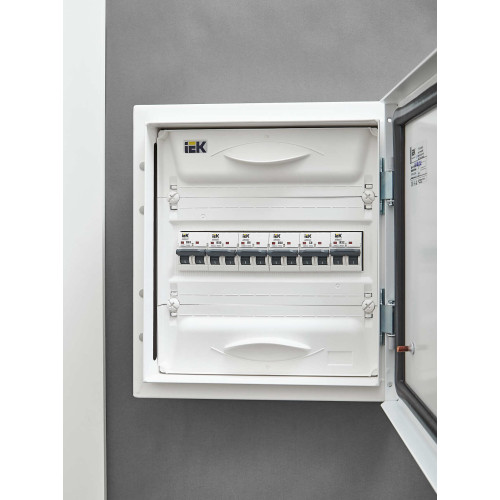 ARMAT Автоматический выключатель M10N 2P B 6А IEK