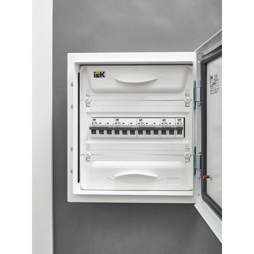 ARMAT Автоматический выключатель M06N 3P B 25А IEK