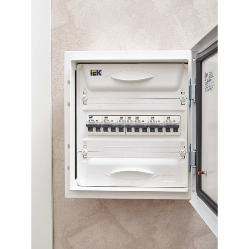 ARMAT Автоматический выключатель M06N 1P C 40А IEK