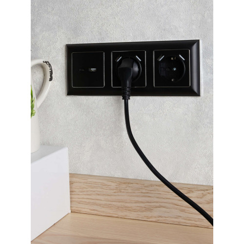 BRITE Розетка USB A+C 18Вт РЮ11-1-БрЧ черный IEK