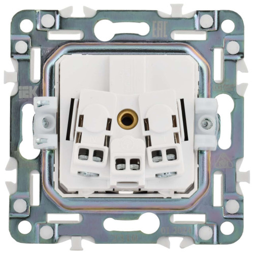 SKANDY Розетка 1-местная с заземлением с защитными шторками и крышкой 16А IP44 SK-R11N металл никель IEK