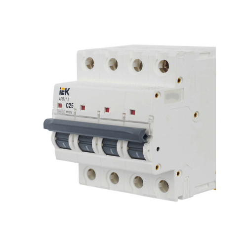 ARMAT Автоматический выключатель M10N 4P C 25А IEK