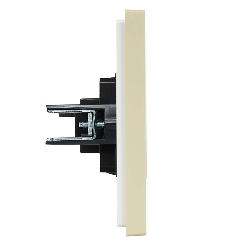 FORTE&PIANO Розетка HDMI FP440 ваниль IEK