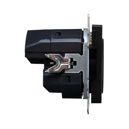 BRITE Розетка 1-местная с заземлением с защитными шторками 16А с USB A+A 5В 3,1А РЮш10-2-БрЧ черный IEK