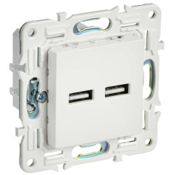 SKANDY Розетка USB A+A 3,1А SK-R15W арктический белый IEK