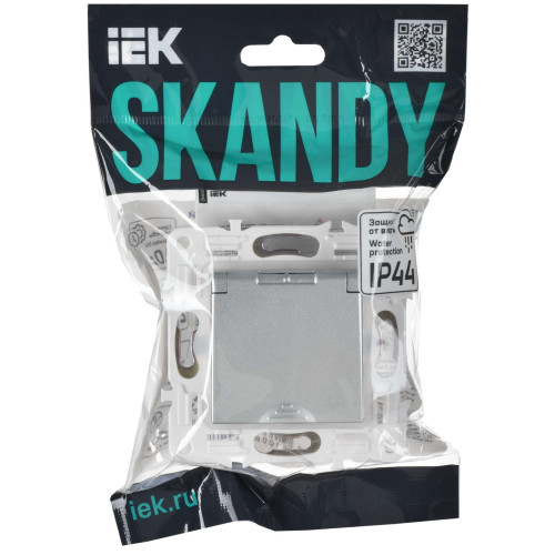 SKANDY Розетка 1-местная с заземлением с защитными шторками и крышкой 16А IP44 SK-R11S серебряный IEK