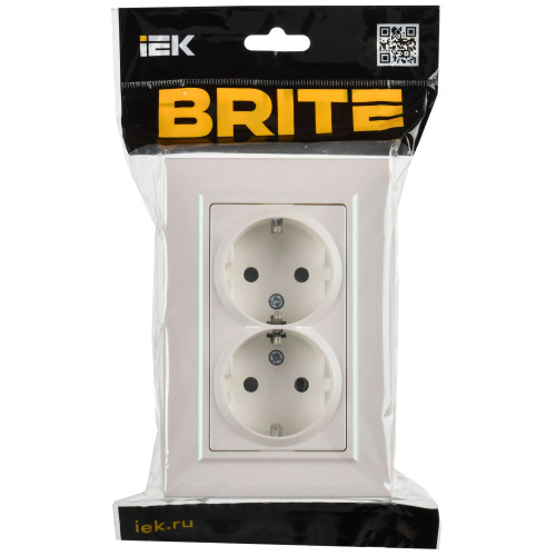 BRITE Розетка 2-местная с заземлением с защитными шторками плоская 16А в сборе РСшПл12-3-БрЖ жемчуг IEK