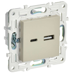 SKANDY Розетка USB A+C 18Вт SK-R13B бежевый IEK