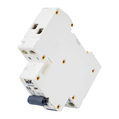 ARMAT Автоматический выключатель дифференциального тока B06S 1P+NP C6 30мА тип A (18мм) IEK